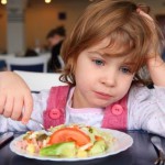 Ученые выяснили, как приучать к полезным продуктам ребенка.