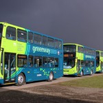 В Великобритании на городских маршрутах появились электроавтобусы с беспроводной зарядкой.
